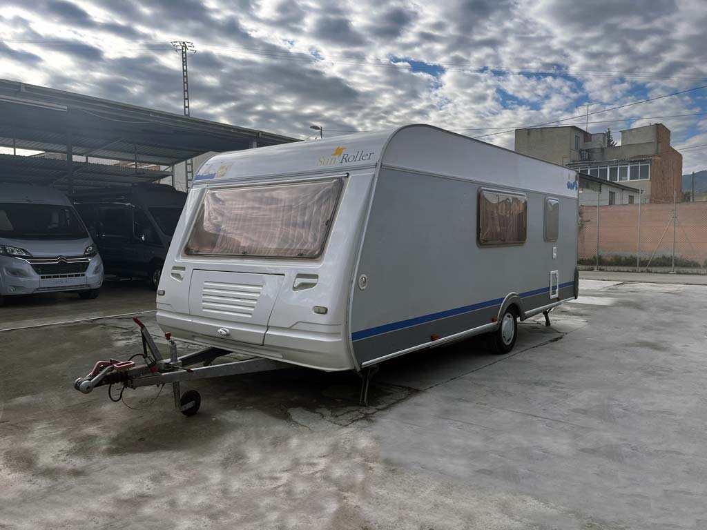 Caravana Sun Roller Queen 495 CP Caravana Sun Roller Queen 495 CP